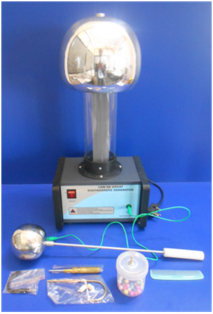 VAN DE GRAAFF GENERATOR VAN DE GRAAFF GENERATOR